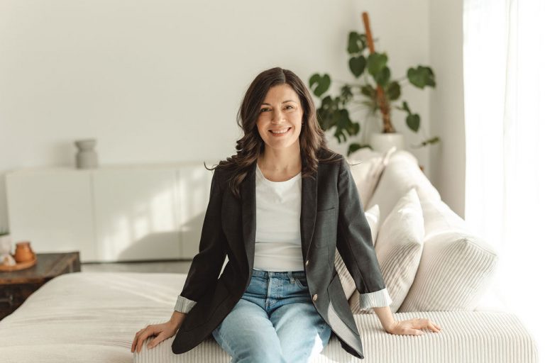Christie Glaser Psychotherapy About Me Couch Smile